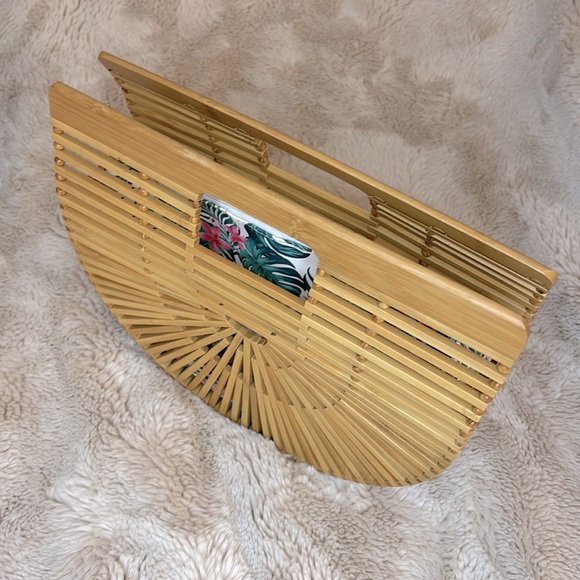 Bamboo handbag - Picture 3 of 5